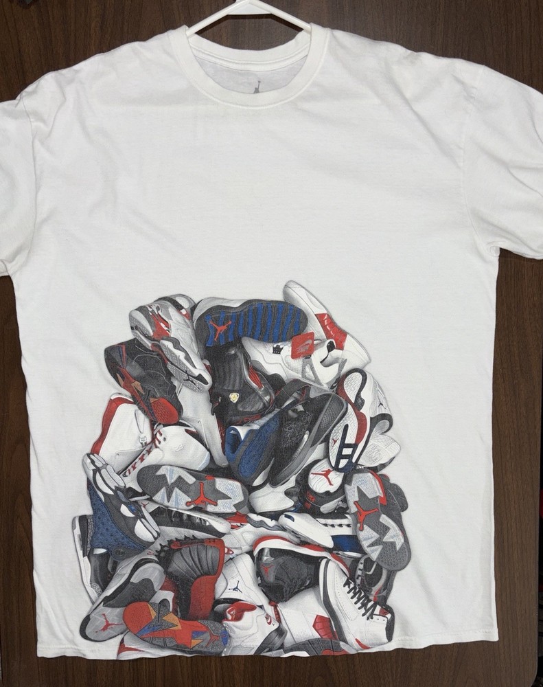 Nike Air Jordan Y2k Graphic Print Shoe Pile Retro T-Shirt Men’s 2XL Jumpman