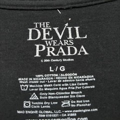 The Devil Wears Prada Red Foil Fashion Theater Poster Tee L