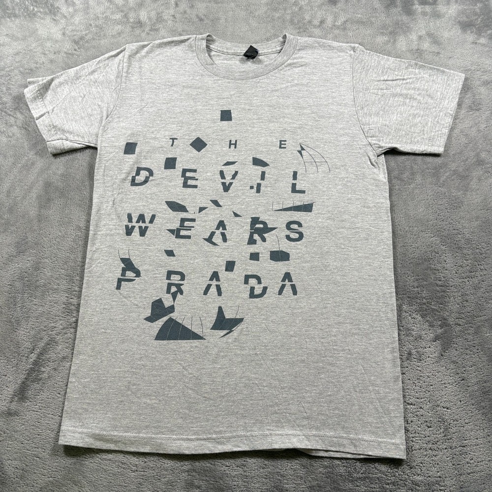 Tultex T-Shirt Mens Small Heather Gray The Devil Wears Prada Graphic Crew Neck
