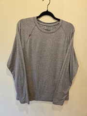 Rhone Reign Long Sleeve Shirt Large Gray Heathered Performance Crewneck Mens