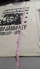 Ramones Gabba Gabba Hey New York City 1976 Graphic Band T-Shirt Men’s Size Med