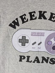 Nintendo T-shirt Weekend Plans gaming controller funny size large fits medium