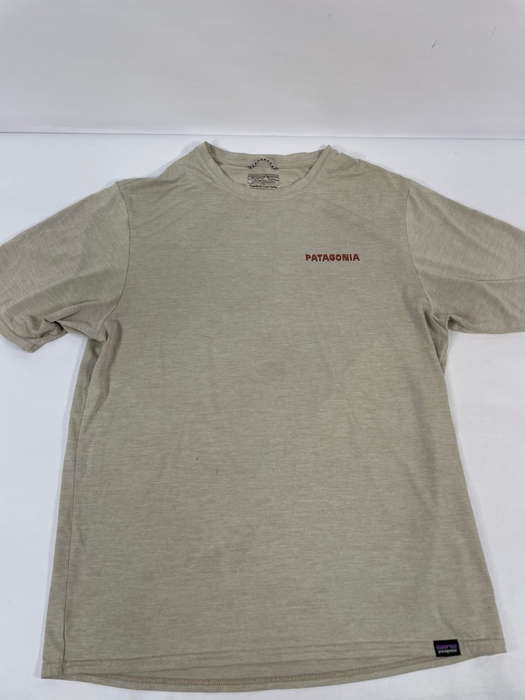 Patagonia Men’s Beige T-Shirt Short Sleeve Size S