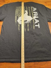 Ariat Men’s Black Bronco Flag Cowboy Western Short Sleeve Graphic T-Shirt Sz XL