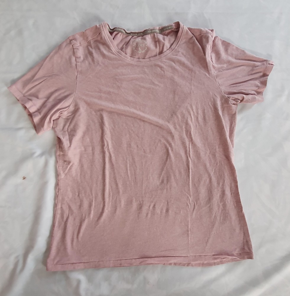 pink women’s lounge shirt from the Jockey Athleisure collection Size L