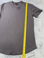 Cuts Clothing Short Sleeve V Neck Curve-Hem T-Shirt Mens Large Iron Pyca Pro