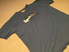 Life Is Crap Large Blue Tee Shirt Fishing Adventure .