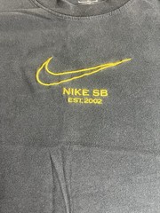 Nike SB Logo T Shirt Black Yellow Men’s Large Loose Fit Skateboarding Tee