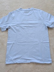 KEITH HARING “Man on Dolphin” Official Mens T-shirt sizeLARGE Streetwear NEW NWT