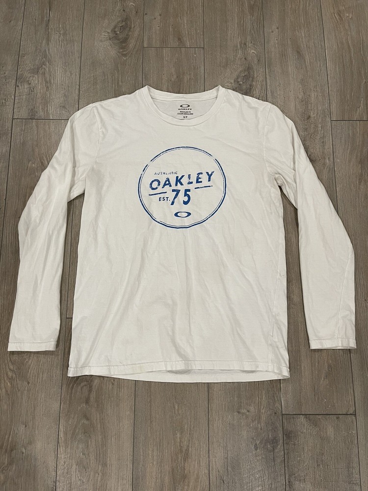 Oakley Men’s Small Long Sleeve T-Shirt White Blue Surf Outdoor Skateboard Beach