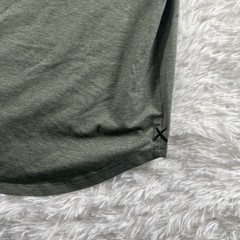 CUTS Shirt Men Size Medium Green Elongated Short Sleeve Round Neck Pocket Casual