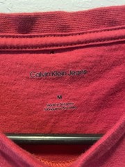 Calvin Klein Jeans Men’s Red Solid Logo Crew Neck Short Sleeve T-Shirt M