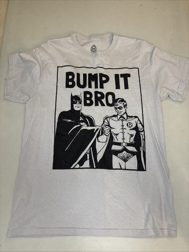 DC Comics Originals Bump It Bro Medium Tee Shirt Vintage Look Gray Batman Robin