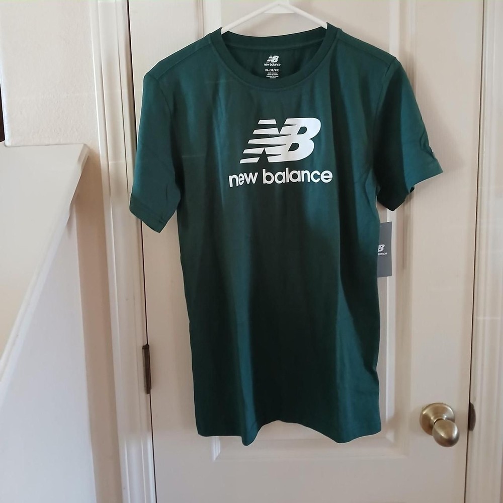 NWT New Balance night watch green t-shirt, Youth Size XL (18/20) Basic Preppy