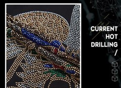 New Men Luxury Rhinestones Fashion Diamonds Black White T-Shirt High Quality