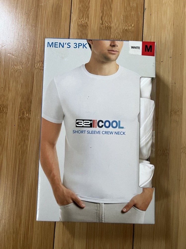 32 Degrees Cool Men’s White Crew Neck T-Shirt 3 Pack Size M Quick Dry NWT