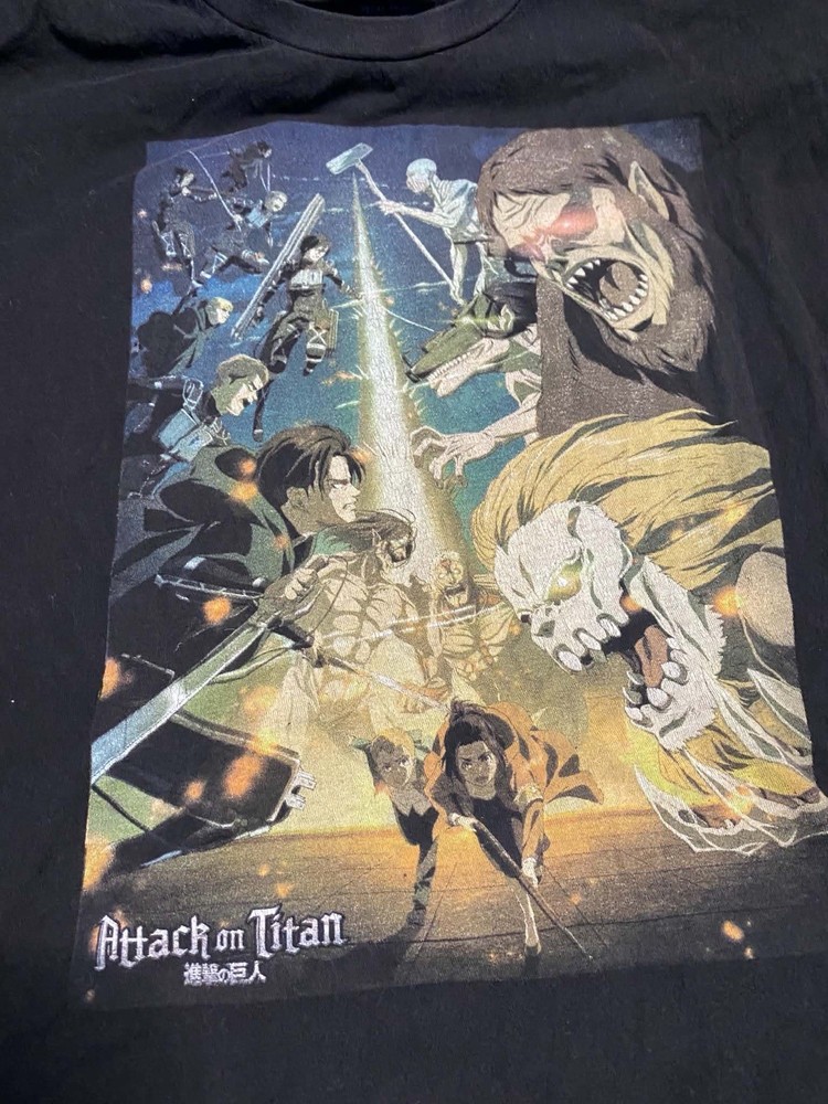 Attack On Titan Final Season Graphic Tee Size 2XL