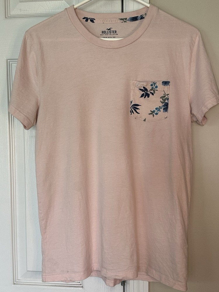 HOLLISTER Men’s T Shirt S Pink Hawaiian Flower Pocket 100% Cotton Floral Beach