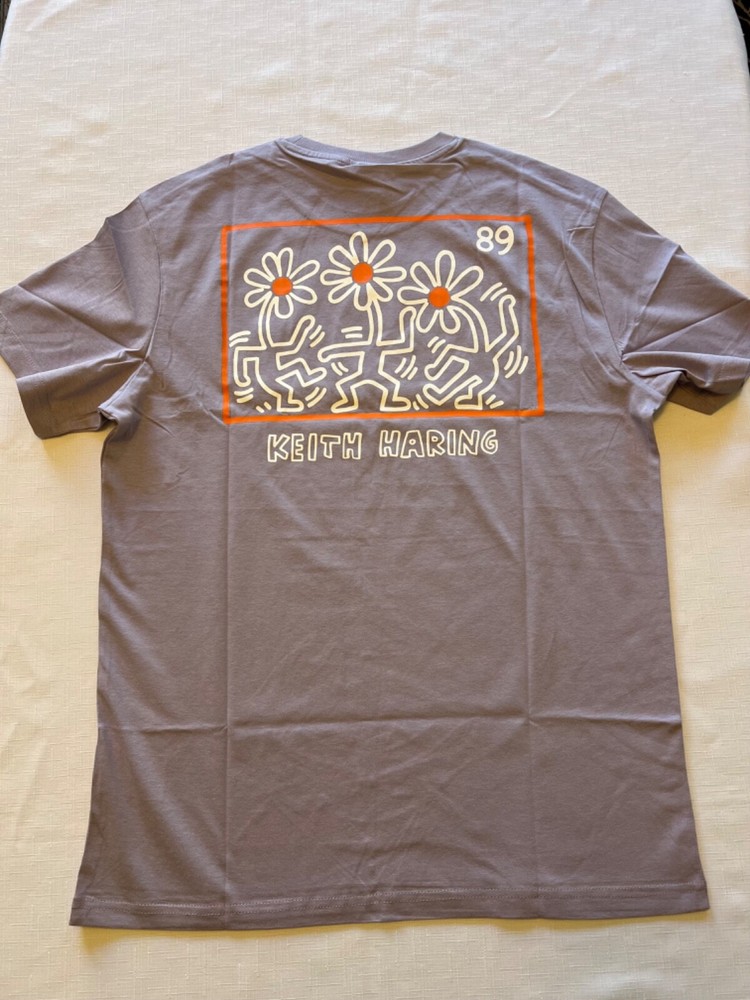 KEITH HARING Licensed T-Shirts NEW S, M, L, XL, XXL LARGE PRINT ON THE BACK NWT