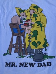 Fathers Day-Vintage 1989 Mr. New Dad Funny Image Printed T-Shirt XL Multi Color