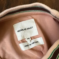 NICHOLAS DALEY Crew Neck T-Shirt Mens Sz M Apricot Calypso Graphic Tee SS Cotton