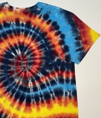 Gildan Tie Dye Adult Unisex T-Shirt Size Large Multicolor Hand Dyed Tee New