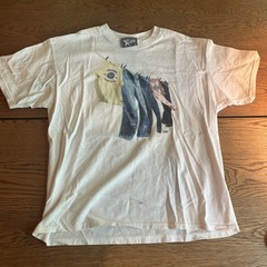 Lee Sport T-shirt Jeans On A Clothesline