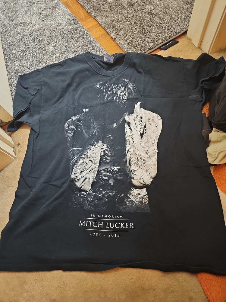 Mitch Lucker – In Memorium 1984-2012 T-shirt /large