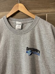 Vintage Discovery Channel TV Promo Grey Graphic T Shirt Size Large 90s Y2K Logo