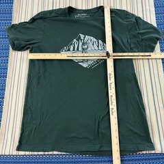 Beyond Boundaries Life Shirt Mens Large Green Hiker Mountain Hiking Tee Adult