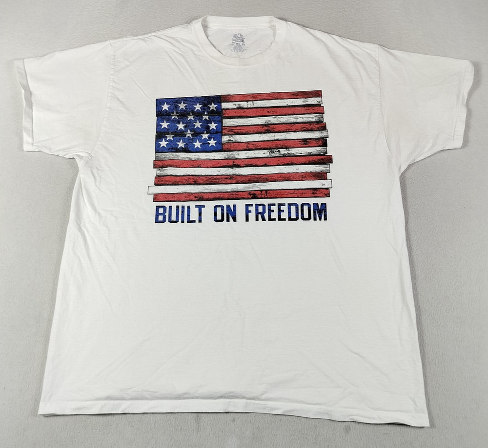 Fruit Of The Loom Shirt Mens 2XL White Built On Freedom Flag USA Tee Patriotic