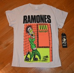 *1988 RAMONES – by MADEWORN* vtg-style concert tee shirt (S/M) Hey Ho Let’s Go
