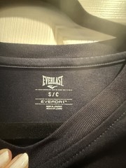 PRE-OWNED MEN’S SIZE S BLack EVERLAST S/S PULLOVER SHIRT