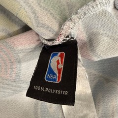 NBA T-Shirt Mens Large Pre-Owned All Over Print Multi Color Basketball Team Logo