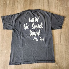 Vintage 90s The Rock Layin The Smack Down WWF Brahma Bull Tshirt Size L Black