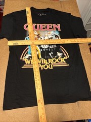 NEW OFFICIAL LICENSED QUEEN BAND FREDDIE MERCURY WE WILL ROCK YOU T Shirt Mens M
