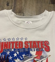 United States USA Defending Our Freedom Military Air Waves Air Force T-Shirt XL