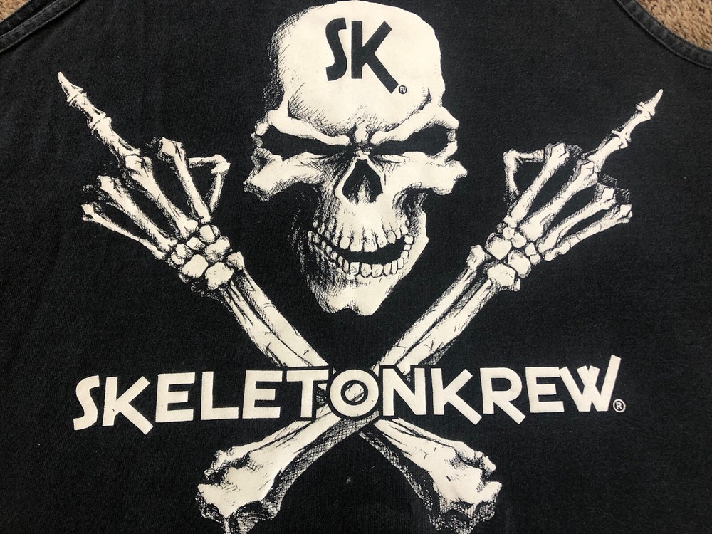 VTG.90’s SKELETON KREW Crossed Middle Finger Sega Mega ￼sleeveless Muscle Men L