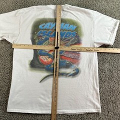 Hard Rock Cafe Caymen Islands Shirt Mens Large White Blue Iguana Short Sleeve