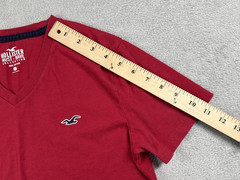 Hollister Men’s Must-Have Collection 100% Cotton V-Neck T-Shirt Red Size XXS