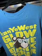 Y2K Blue Kanye West Glow in the Dark Tour T-shirt 2007 Blue Gildan Large