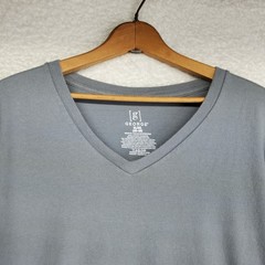 Men’s Twofer T-Shirt XL Black Gray Waffle Knit V-Neck Y2K Grunge Skater