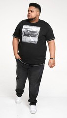 D555 Comfortable Men’s Quality Fashion Short Sleeve T-shirt with Round Neck