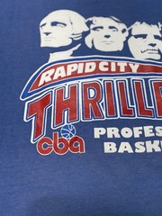Rapid City Thrillers T-Shirt Screen Stars Vintage 80s CBA Basketball Mt Rushmore