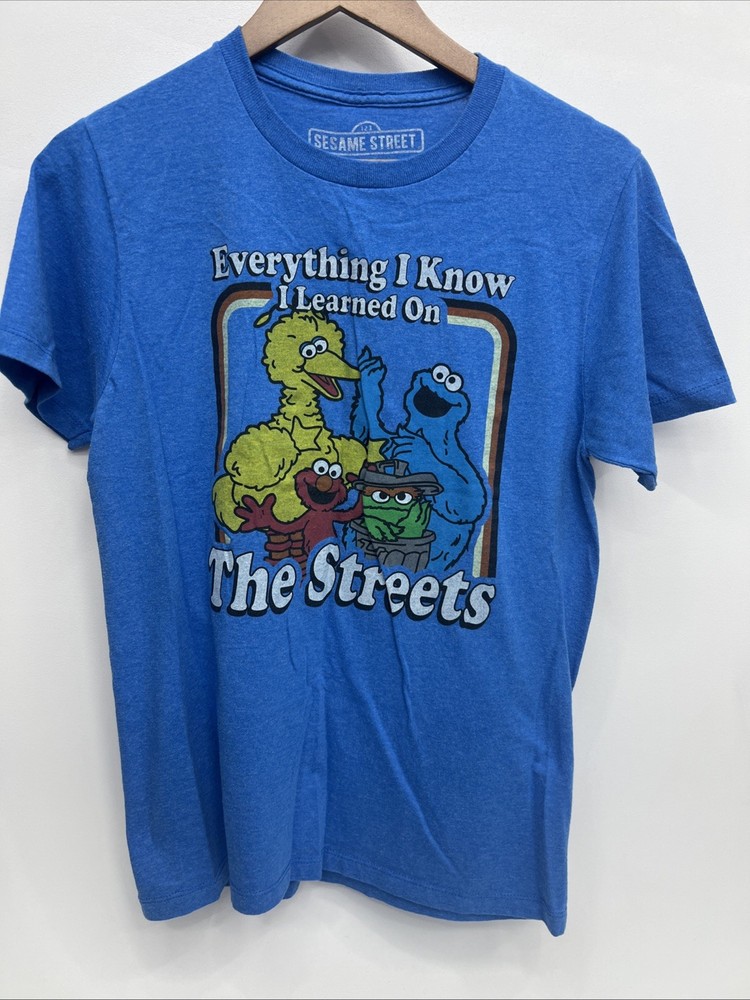 Sesame Street Unisex Blue T-shirt – Size Small