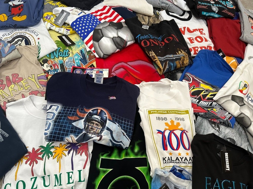 5 Graphic T-Shirt Lot Random VTG Sports Bands Movies Pop Culture Streetwear euc