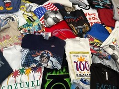 5 Graphic T-Shirt Lot Random VTG Sports Bands Movies Pop Culture Streetwear euc
