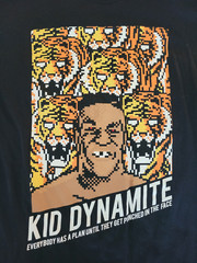 Mike Tyson “Kid Dynamite” Punch Out T Shirt Medium EXTREMELY RARE/HTF Entree LS