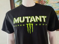 Monster Energy Mutant Super Soda Mens Green Black Logo T-Shirt Size Medium M SS