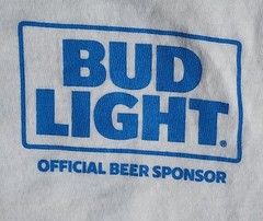 Bud Light NFL T-Shirt Sz XL Football Promotional Official Beer Sponsor Tee